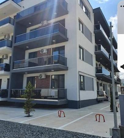 Ferienwohnung Apartament Mivali Năvodari Exterior foto